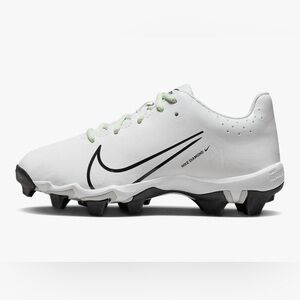 Bundle: NIKE  cleats &  Marucci 8.5" Glove